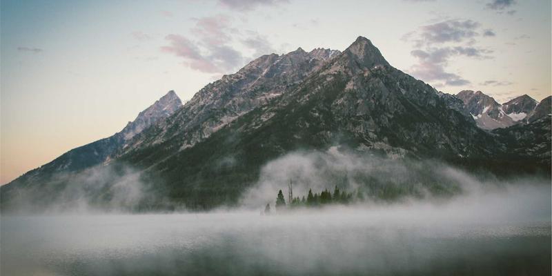 小预算大效果:小型店铺如何用LED发光字与金属字打造高辨识度门头招牌